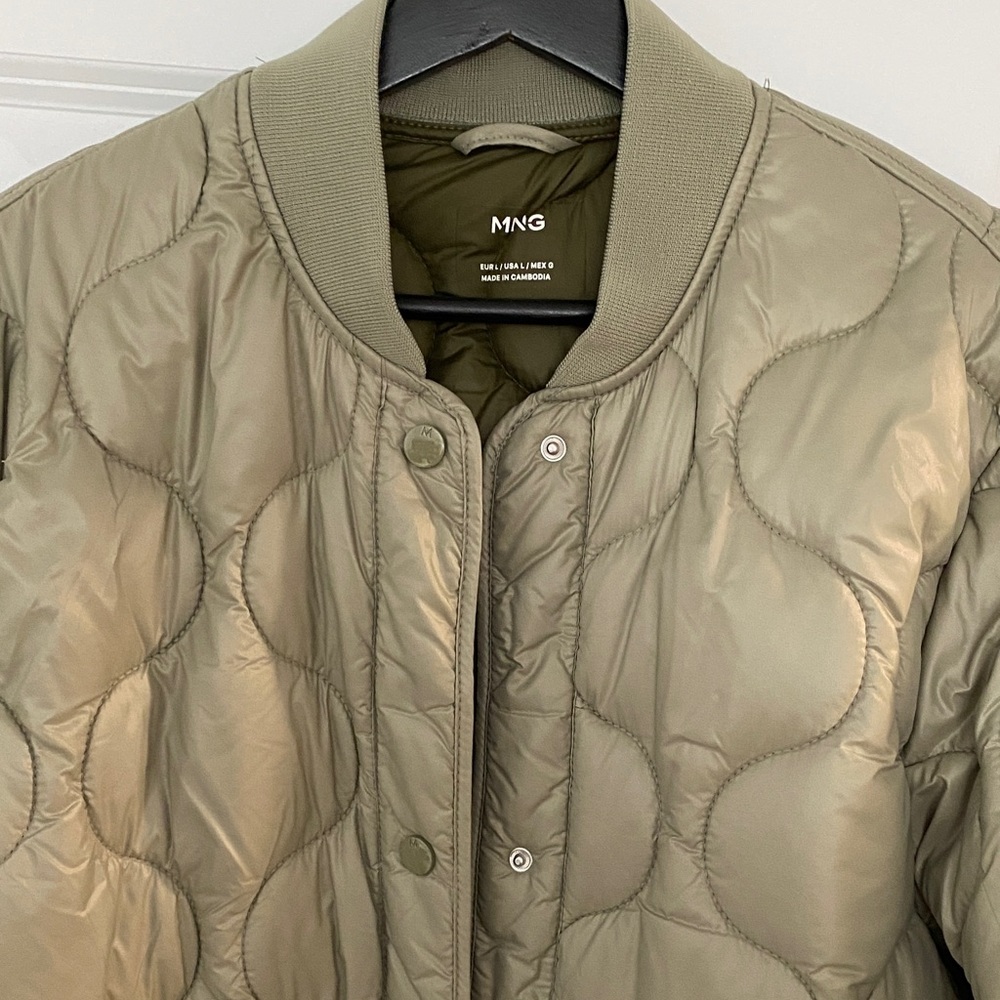 Mango Sage Women’s Quilted Bomber Jacket Light Weight L